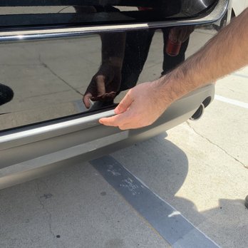 Caliber Collision - Assessed my bumper and took photos then refused to send the estimate - Body Shops Near Me - Santa Monica, California