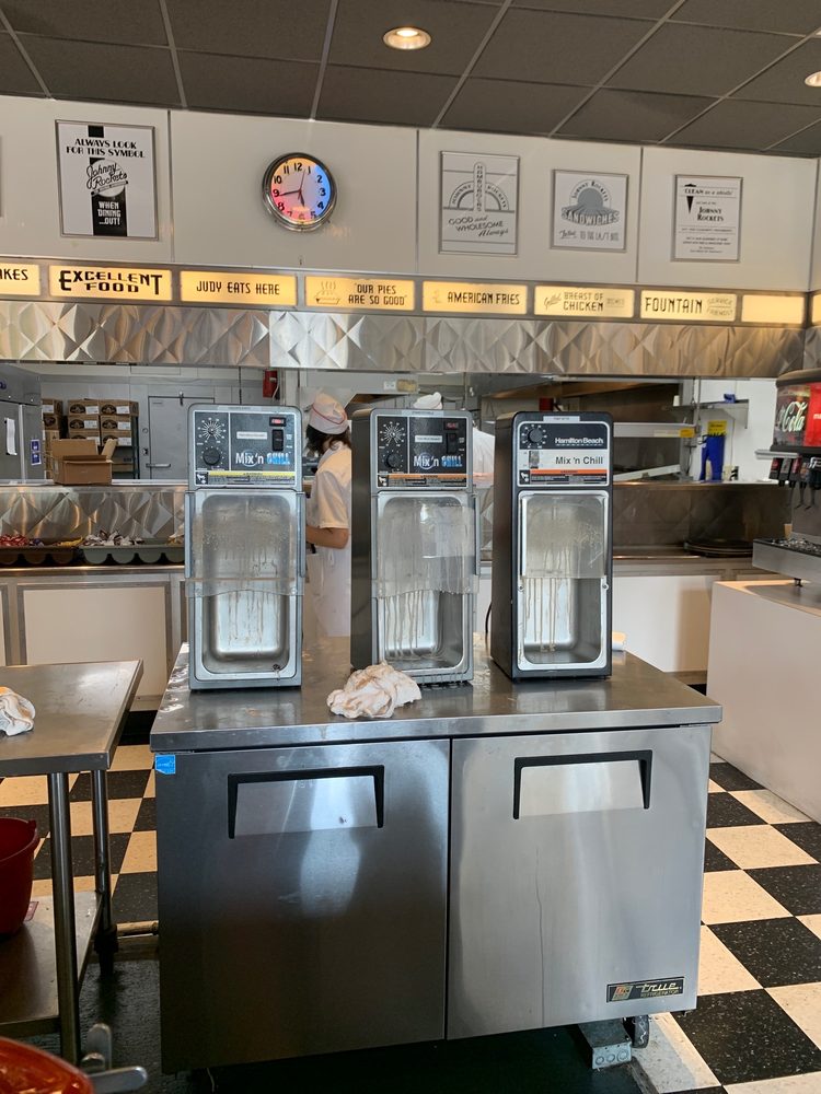 JOHNNY ROCKETS CLOSED Updated July 2024 52 Photos & 46 Reviews