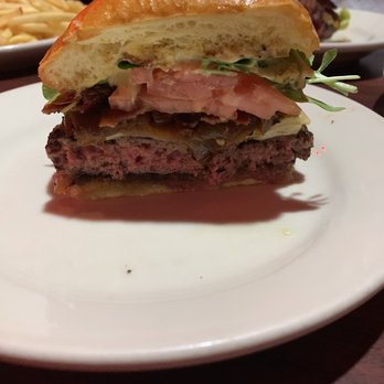 Redcoat Tavern - Brassiere burger - Bars Near Me - Royal Oak, Michigan Redcoat Tavern - Brassiere burger - Bars Near Me - Royal Oak, Michigan