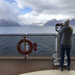 Seven Sea Journeys - Cruising the Hawaiian Islands