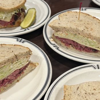 Langer's Delicatessen - Delis Near Me - Los Angeles, California Langer's Delicatessen - Delis Near Me - Los Angeles, California