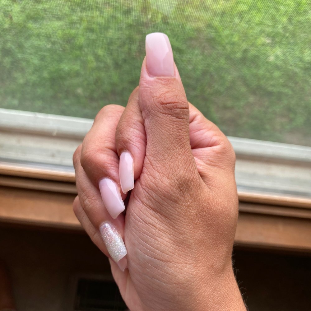 Super smooth, evenly cut and filed, and not super thick! Super smooth, evenly cut and filed, and not super thick!