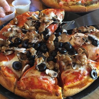 Legends Pizza - Pizza Near Me - Cupertino, California
