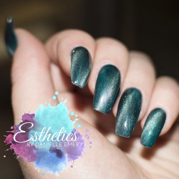Esthetics by Danielle Emery - Cats Eye Design with Magnetic Gel - many colour options available - Nail Salons Near Me - Fernie, British Columbia Esthetics by Danielle Emery - Cats Eye Design with Magnetic Gel - many colour options available - Nail Salons Near Me - Fernie, British Columbia