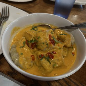Curry & Momo Himalayan Restaurant - Jhol momos - Himalayan/Nepalese Near Me - Glendale, Wisconsin