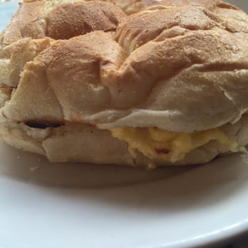 Benvenuto Cafe - Delicious breakfast sandwich - turkey bacon, egg and cheese on a toasted roll - Cafes Near Me - New York, New York Benvenuto Cafe - Delicious breakfast sandwich - turkey bacon, egg and cheese on a toasted roll - Cafes Near Me - New York, New York