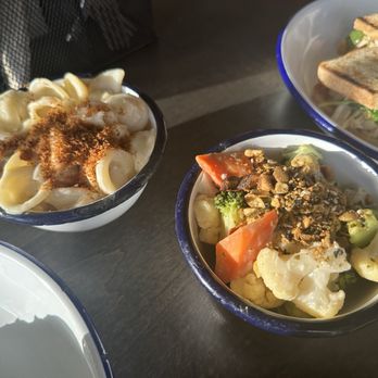 Chook - Charred Mixed Veg Mac & Cheese - Chicken Shop Near Me - Greenwood Village, Colorado