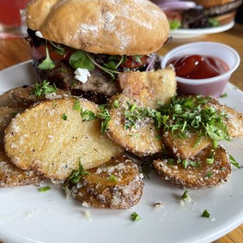 Backslope Brewing - BISTRO BURGER - Breweries Near Me - Columbia Falls, Montana Backslope Brewing - BISTRO BURGER - Breweries Near Me - Columbia Falls, Montana