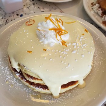 Moke’s Bread And Breakfast - Pancakes - Breakfast & Brunch Near Me - Honolulu, Hawaii Moke’s Bread And Breakfast - Pancakes - Breakfast & Brunch Near Me - Honolulu, Hawaii
