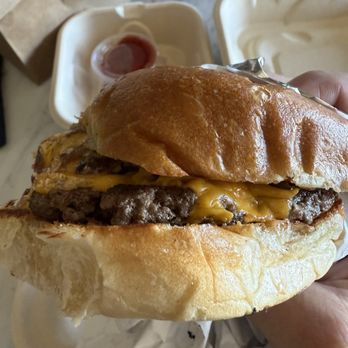 NomNom Burger - Burgers Near Me - San Francisco, California