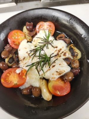 35 Bistro and Wine Bar by null