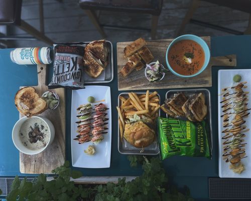 Tobin's Market by null