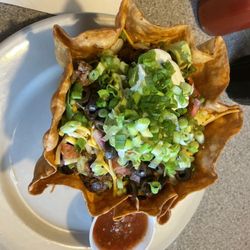 Cafe 20 - Taco salad