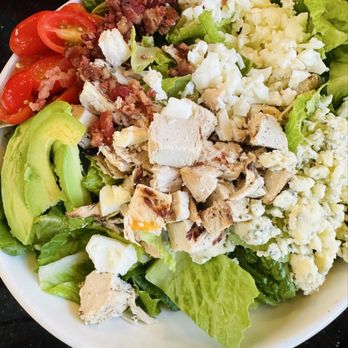 Mad Duck Craft - Cobb salad was delicious - Brewpubs Near Me - Fresno, California