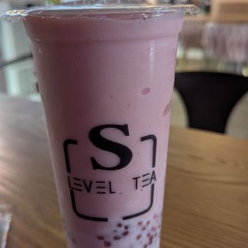 S Level Tea - Strawberry and Banana Smoothie - Bubble Tea Near Me - Kent, Washington