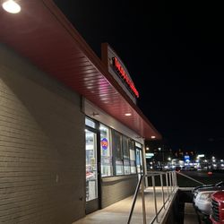 Tacos el Cuñado - Outside