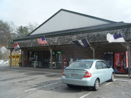 Rippy's Liquor & Marketplace by null