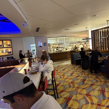 Hard Rock Cafe - American Near Me - Atlantic City, New Jersey