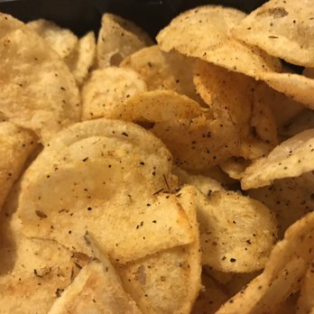 Roque Pub - Crisply seasoned potatoes (extras not included in the meal) - Pubs Near Me - Orlando, Florida Roque Pub - Crisply seasoned potatoes (extras not included in the meal) - Pubs Near Me - Orlando, Florida