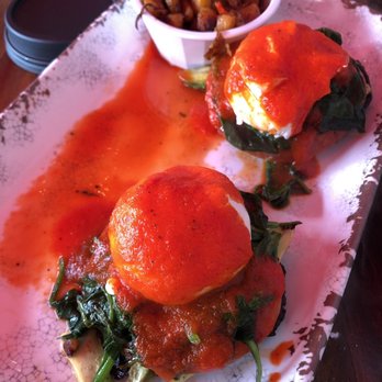 Red Maple - Portobello Benedict - Cafes Near Me - Los Angeles, California