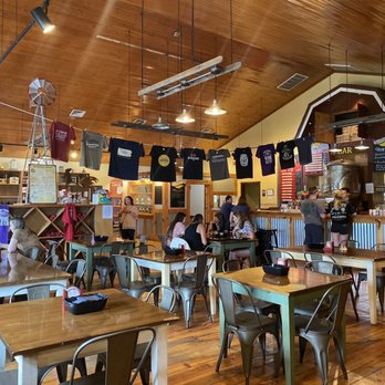 Rumspringa Brewing - Upstairs/taproom & spirits - Breweries Near Me - Bird in Hand, Pennsylvania