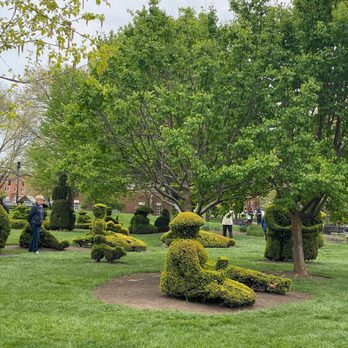 Topiary Park - Parks Near Me - Columbus, Ohio Topiary Park - Parks Near Me - Columbus, Ohio