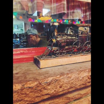 Luxury Diner - Decor in the restaurant - Diners Near Me - Cheyenne, Wyoming