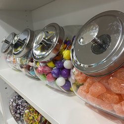Eleanor's Sweets and Sodas