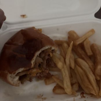 Stubbys - BACON, BBQ CHEESEBURGER - Breakfast & Brunch Near Me - Boston, Massachusetts