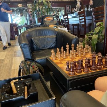 La Casa del Habano - Where we enjoyed our cigars. - Beer, Wine & Spirits Near Me - Cancún, ROO