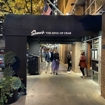 Shaw's Crab House - Entrance - Seafood Near Me - Chicago, Illinois Shaw's Crab House - Entrance - Seafood Near Me - Chicago, Illinois