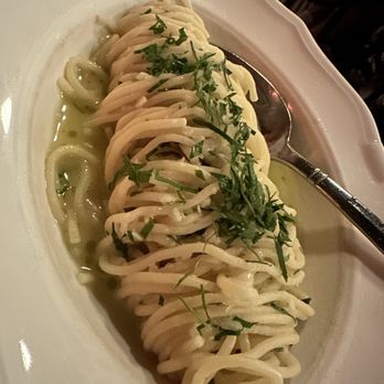 Donna's - Side of spaghetti (would not get again) - Italian Near Me - Los Angeles, California Donna's - Side of spaghetti (would not get again) - Italian Near Me - Los Angeles, California