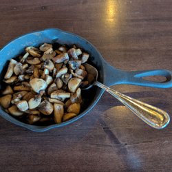 Chuck's Roadhouse Bar And Grill - Sauteed mushrooms