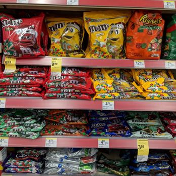Walgreens - M&M's and more - Drugstores Near Me - Columbus, Ohio