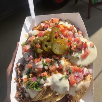 Weller Barbecue - Brisket nachos - Food Trucks Near Me Weller Barbecue - Brisket nachos - Food Trucks Near Me