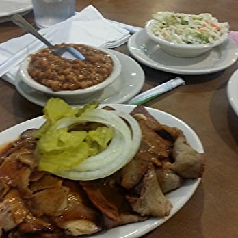 Goldie's Trail Bar-B-Que - Double meat of pork and brisket - probably steamed not real bbq, dry cabbage with little dressing & probably canned pork & beans. - Barbeque Near Me - Vicksburg, Mississippi
