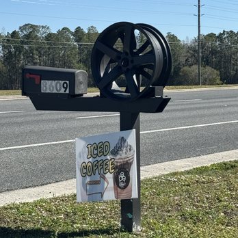 Bee Coffee - Cool mailbox out front hehe - Coffee & Tea Near Me - Land O Lakes, Florida