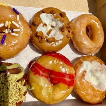 Pop Scoops & Dough - Mini donuts - Ice Cream & Frozen Yogurt Near Me - College Park, Maryland