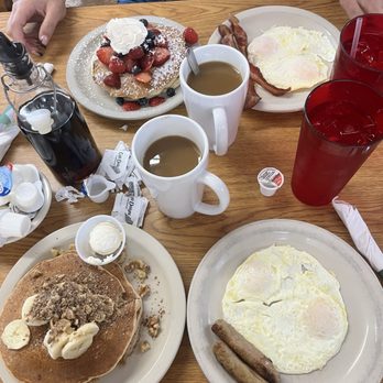 Brookside Cafe - Heart to Heart Pancakes Platter. Berry Berry Bo Berry Pancakes Platter. - Breakfast & Brunch Near Me - Hurst, Texas