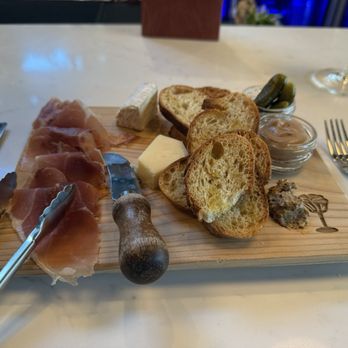 Crush'd Wine Bar Kitchen - Apps - New American Near Me - Danville, California Crush'd Wine Bar Kitchen - Apps - New American Near Me - Danville, California