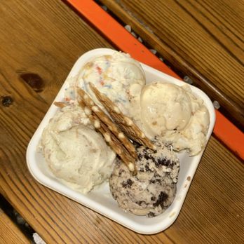 Jeni's Splendid Ice Creams - Seasonal menu - Ice Cream & Frozen Yogurt Near Me - Chicago, Illinois