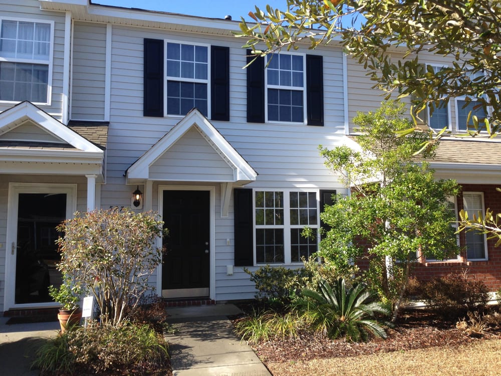 BUNDY APPRAISAL & MANAGEMENT, INC. Updated September 2024 25 Photos 1204 Boundary St