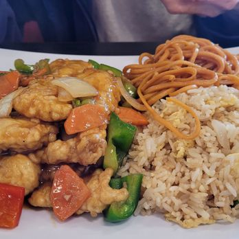 China Bros - Fish Filet Lunch Special (comes with fried rice and chow mein) - Chinese Near Me - Escondido, California