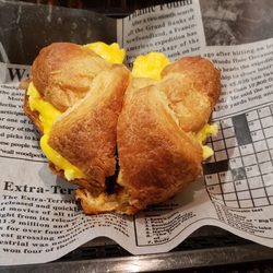 Hebrewz Coffeehouse - Bacon Egg and Cheese Croissant