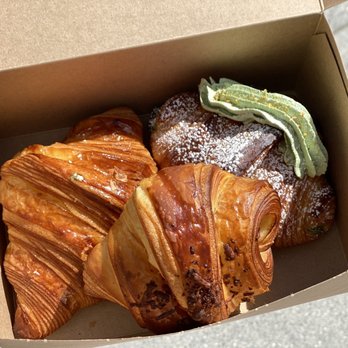 Angus T - Earl grey, ham & gruyere, pistachio croissant - Cafes Near Me - Vancouver, British Columbia