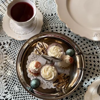 Miramont Castle - Dessert portion of afternoon tea at The Miramont Castle. - Tea Rooms Near Me - Manitou Springs, Colorado Miramont Castle - Dessert portion of afternoon tea at The Miramont Castle. - Tea Rooms Near Me - Manitou Springs, Colorado
