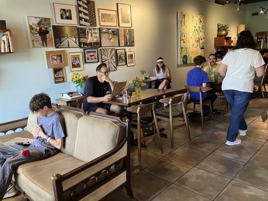 Tinta Y Cafe - Miami Shores by null