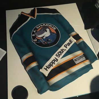 Debbie Does Cakes - Super delicious hockey jersey! - Custom Cakes Near Me