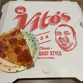 Vito's Pizza - Large pepperoni pizza - Pizza Near Me - Los Angeles, California Vito's Pizza - Large pepperoni pizza - Pizza Near Me - Los Angeles, California