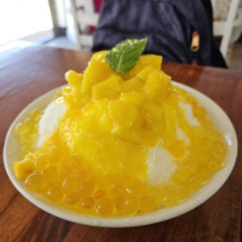 Sweet Mong - mango bingsu with fresh mango and bobas - Coffee & Tea Near Me - Las Vegas, Nevada Sweet Mong - mango bingsu with fresh mango and bobas - Coffee & Tea Near Me - Las Vegas, Nevada